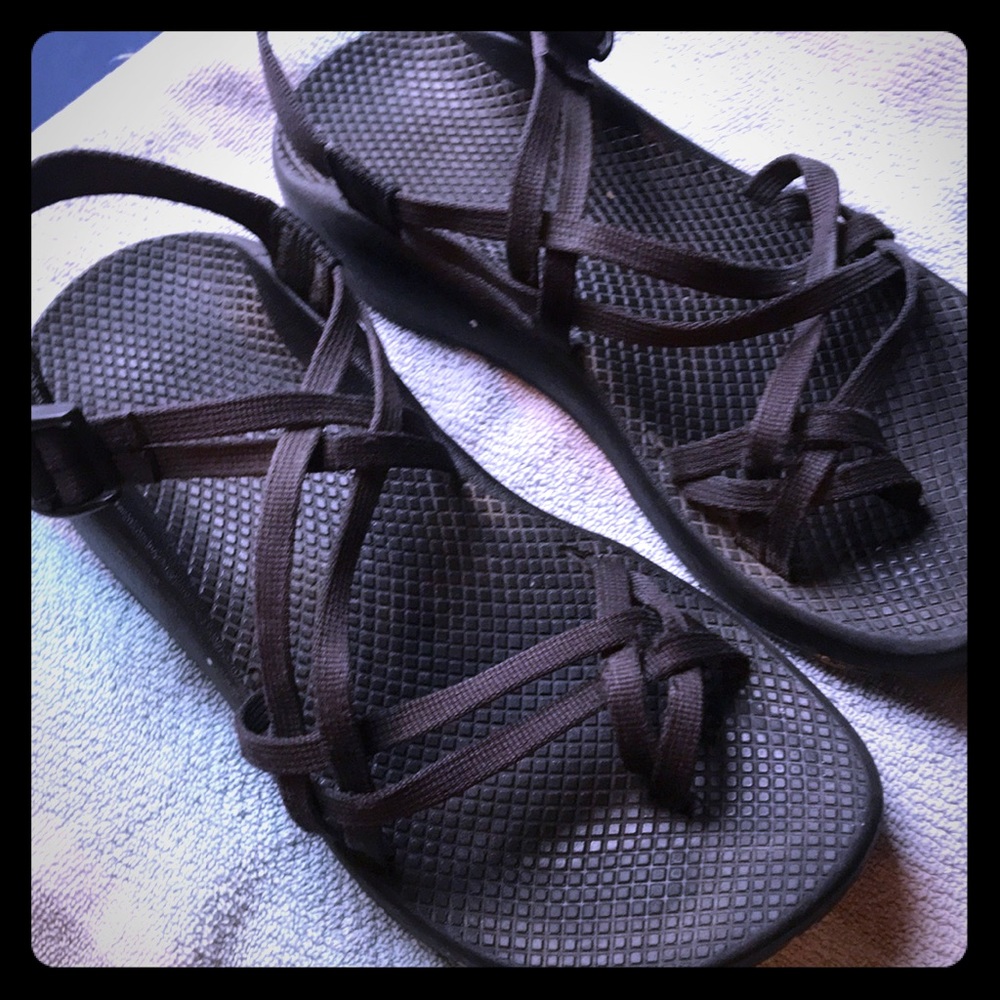 All black  good condition Chacos size 10